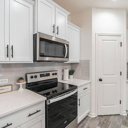 Gorgeous New Townhome/Charlotte! Buitenkant foto
