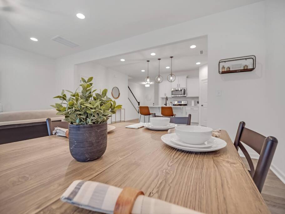 Gorgeous New Townhome/Charlotte! Buitenkant foto