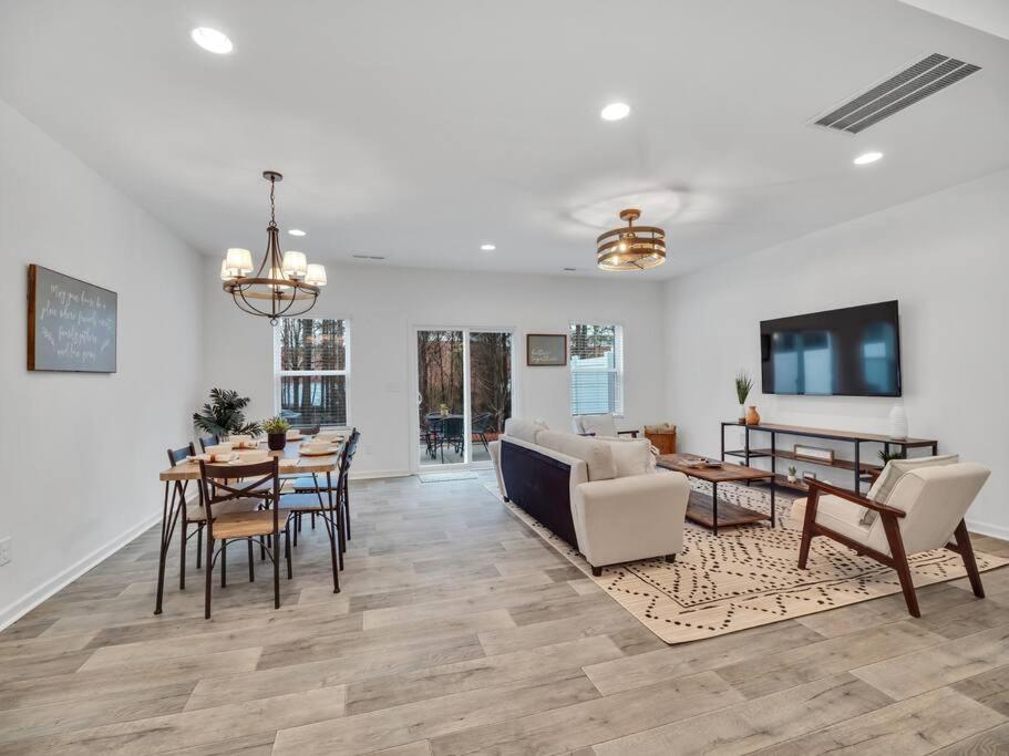 Gorgeous New Townhome/Charlotte! Buitenkant foto