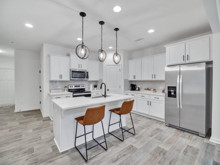 Gorgeous New Townhome/Charlotte! Buitenkant foto