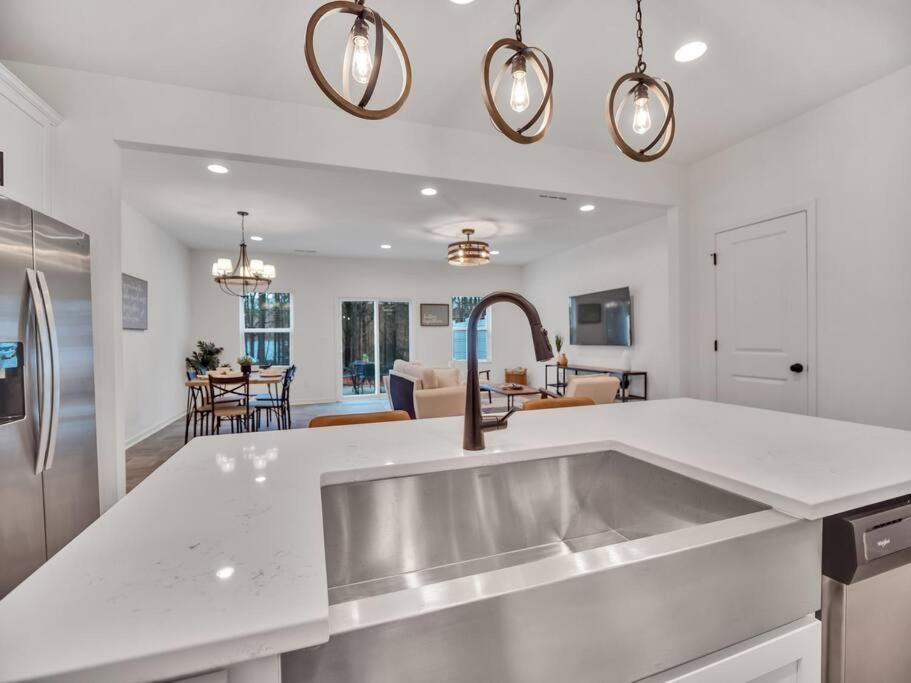 Gorgeous New Townhome/Charlotte! Buitenkant foto